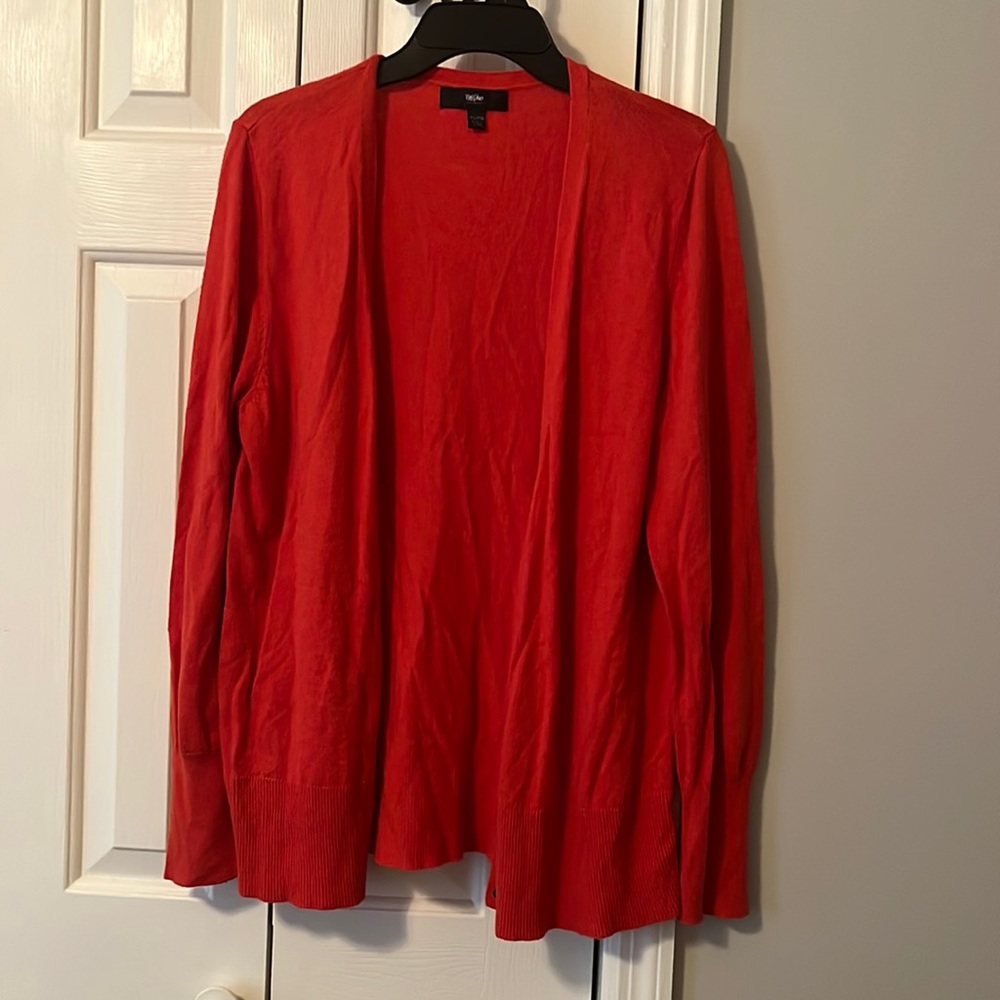 Orange cardigan !